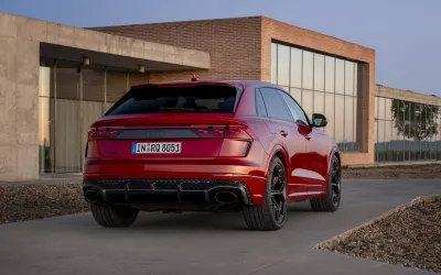 RS Q8